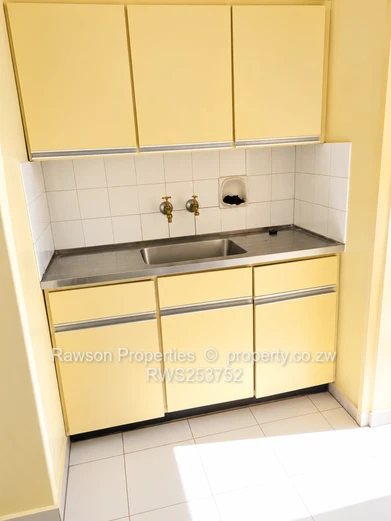 Cotswold, Bulawayo Close To Plumtree Road