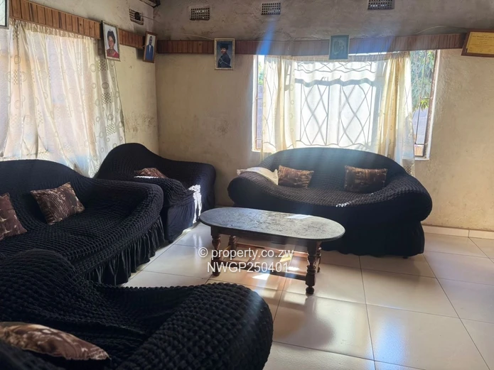 ?? For Sale | 4-Bedroom Family Home In Nketa 8 | $45,000