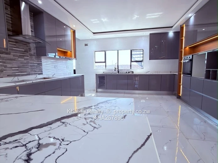 Nyeredzi Ridge house for rent 