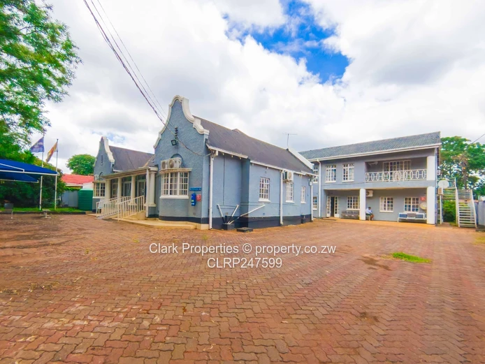 Executive Commercial Space With 15+ Offices