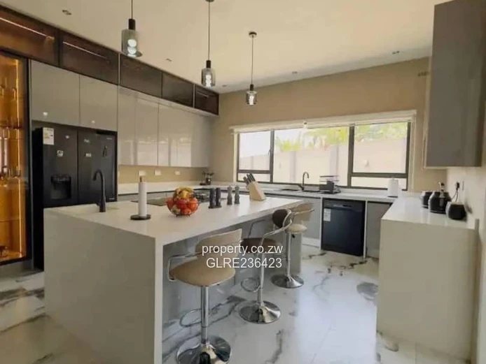 Pomona Morden House FORSALE 