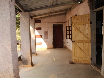 Commercial & Industrial Land