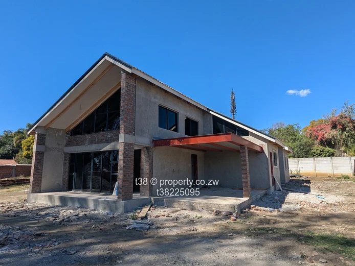Chisipite 3-Bed Townhouse Complex - Double-Volume & Borehole