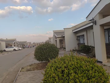 2 Bedroom Garden Flat
