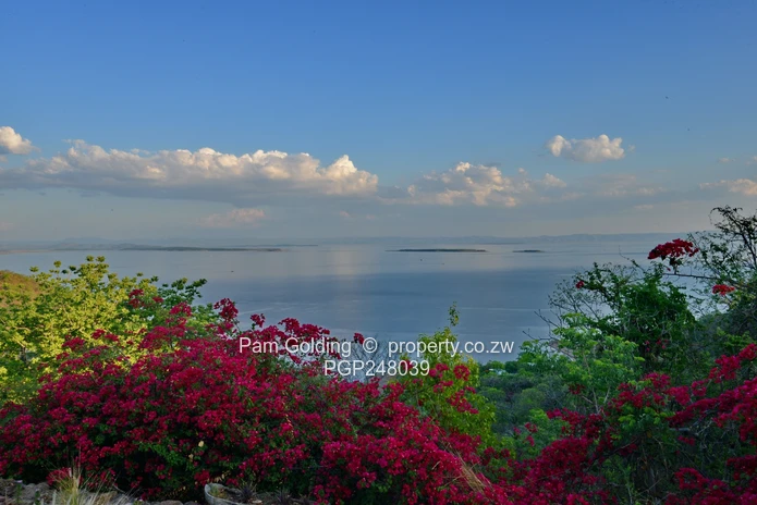 Boutique Hotel in Mica Point Kariba with Lake Views