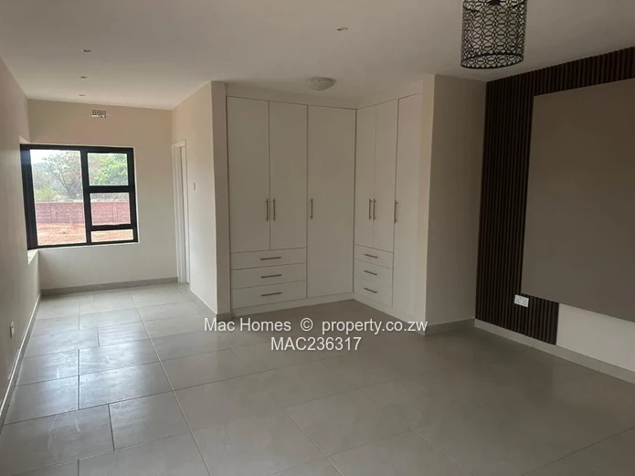 Double storey Villa for sale in Marlborough 