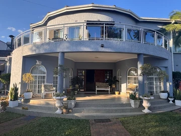 Modern Double Storey Home For Sale