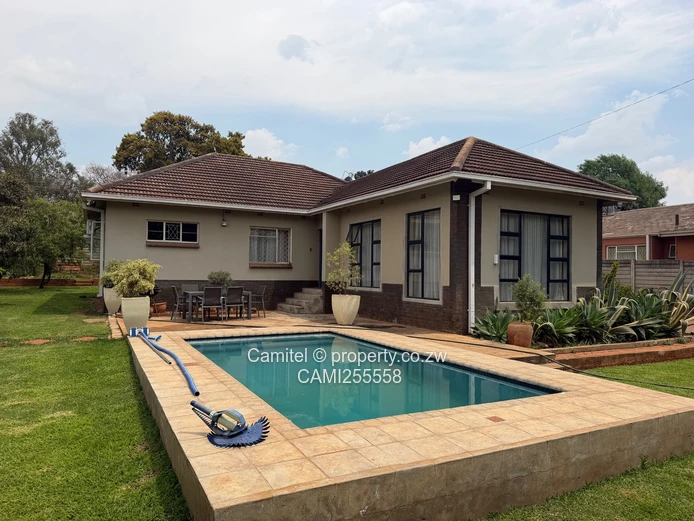 Stylish 3-Bed Home in Upper Hillside with Pool & Borehole