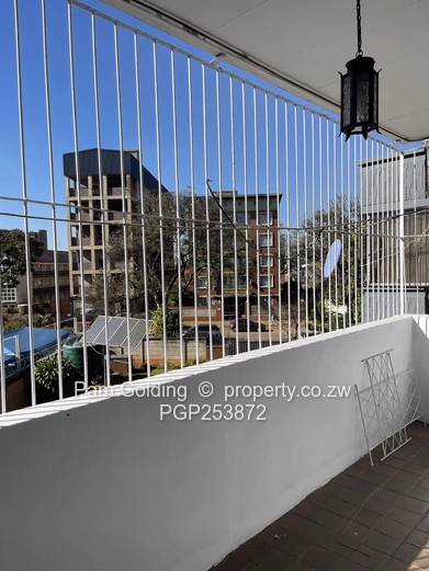 2 Bedroom Flat/Apartment To Rent In Avenues (Sole Mandate)