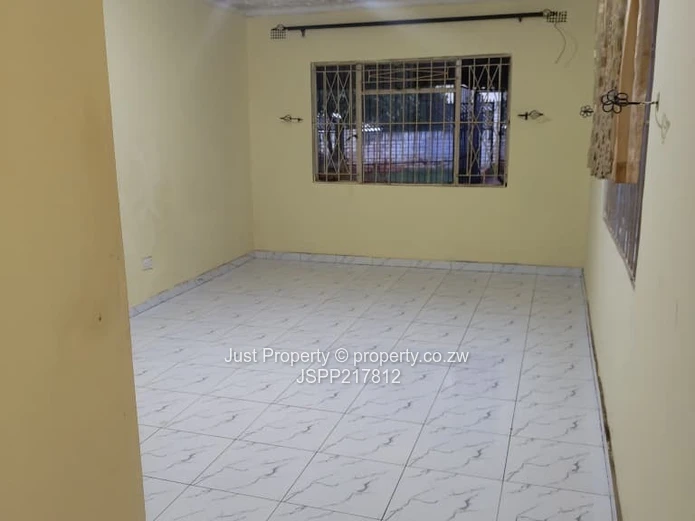 Specious 3-Bed Home With Garden & Carport : Warren Park 1 (Rental)