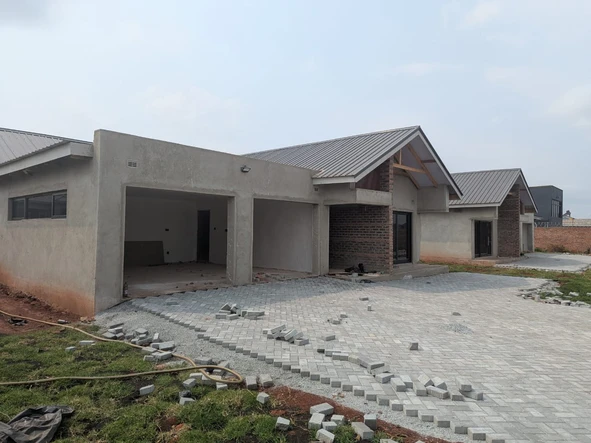 4 Unit Townhouse Complex