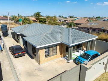 5 Bedroom House