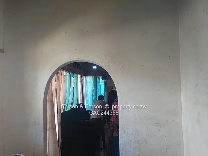 Solid Structure  (Sole Mandate)