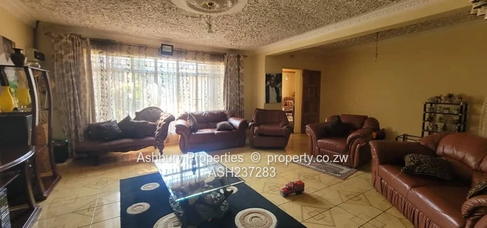 Sentosa 4-Bed Home w/ Thatched Gazebo & Borehole (Sole Mandate)