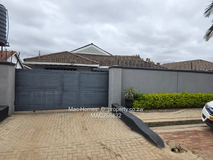 New Marlborough's Finest- MOVE-IN READY 4-BEDROOM FAMILY HOME (Sole Mandate)