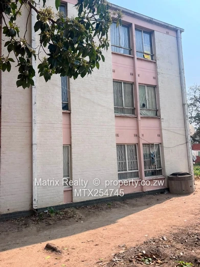 3 Bed Flat for Sale in Glen Norah