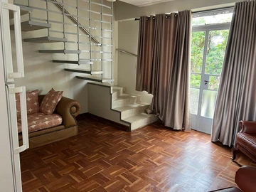 2 Bedroom Flat & Apartment