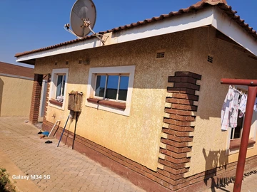 2 Unit Townhouse Complex