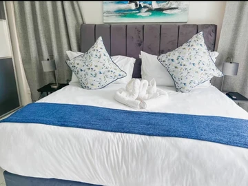 4 Bedroom Garden Flat