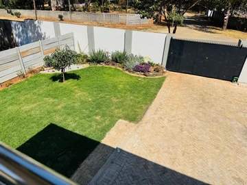 7 Bedroom House