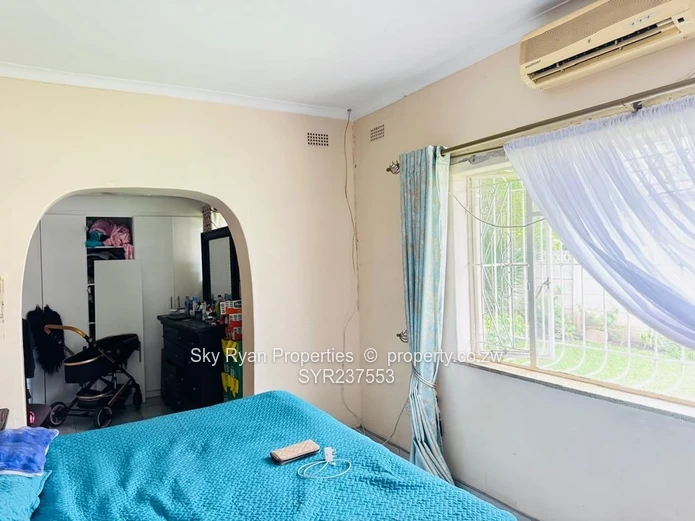 Avondale West Gem For Sale 