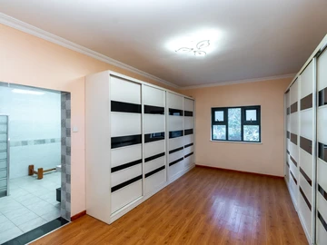 4 Unit Townhouse Complex