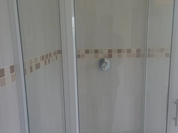 3 Bedroom Flat & Apartment