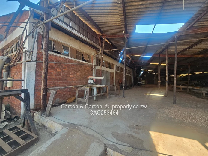 Brick Warehouse in Kuwadzana with Boardroom