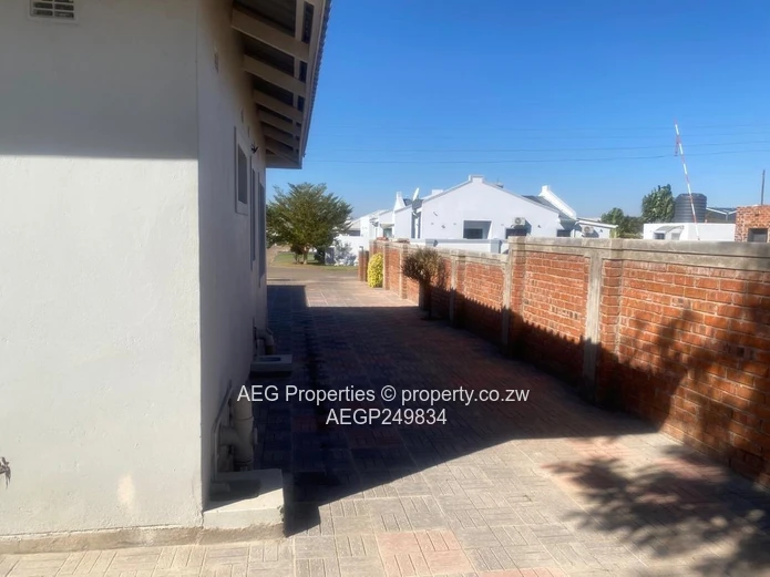 5 Bed house to rent 