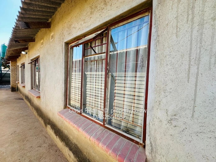 FOR SALE | 5-Bedroom Family Home | Southlea Park, Harare | USD 45,000 (Sole Mandate)