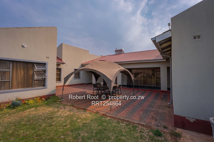 Prime 8 Bed Pomona House for Sale (Sole Mandate)