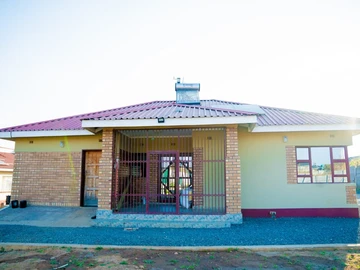 4 Bedroom House