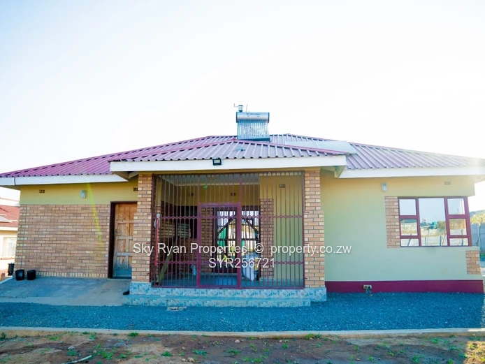 House For Sale (Boarding House) Gweru Adelaid Park 