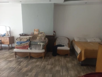 7 Bedroom House
