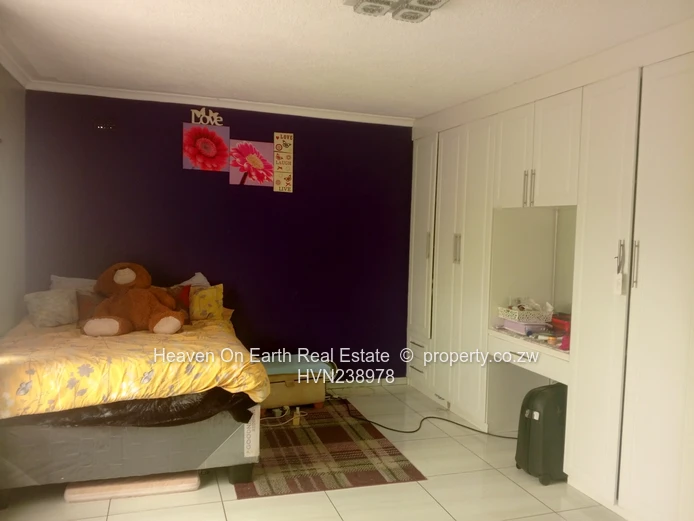 Neat stylish home  (Sole Mandate)