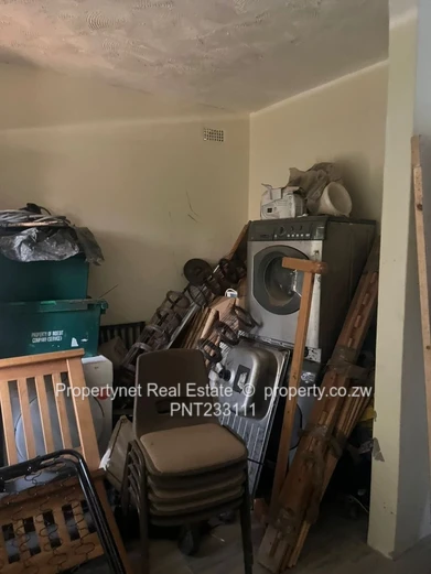 Solid neat family home!!!