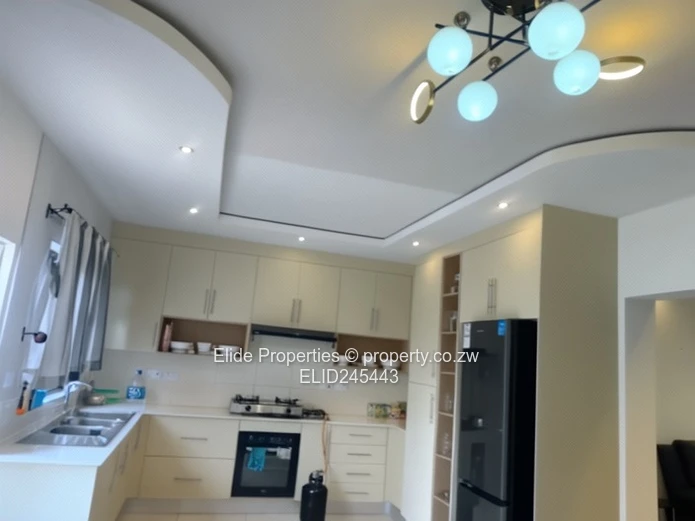 Tynwald: 4-Bed Tiled Split-Level Home with En-suite