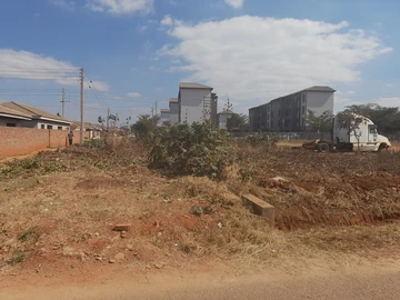 Commercial & Industrial Land