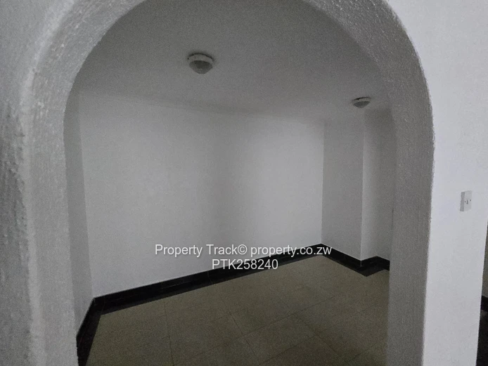 Warehouse property to let, available immediately 