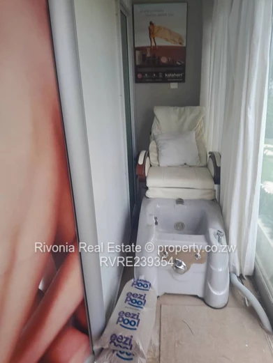 GLEN LORNE 7000sqm 500k