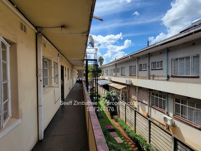 2-Bed Flat For Sale - The Avenues