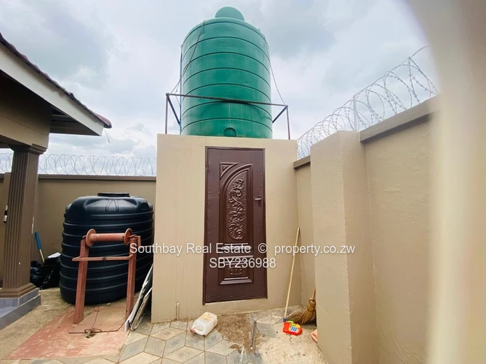 Budiriro Cabs house to let