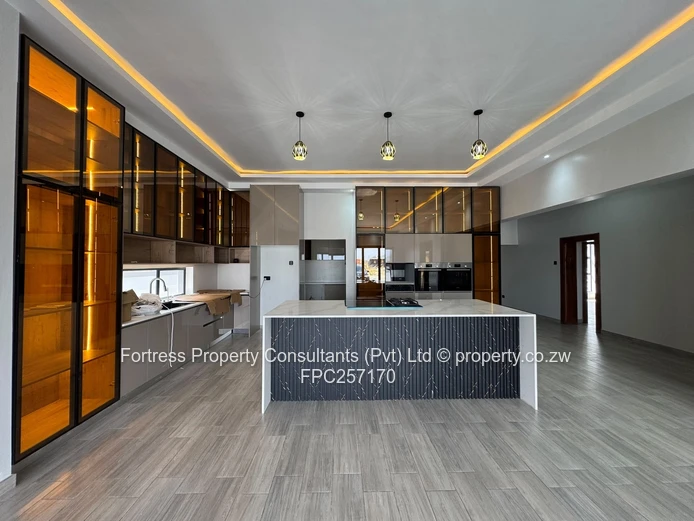 Brand New 4-Bed House in Arlington East