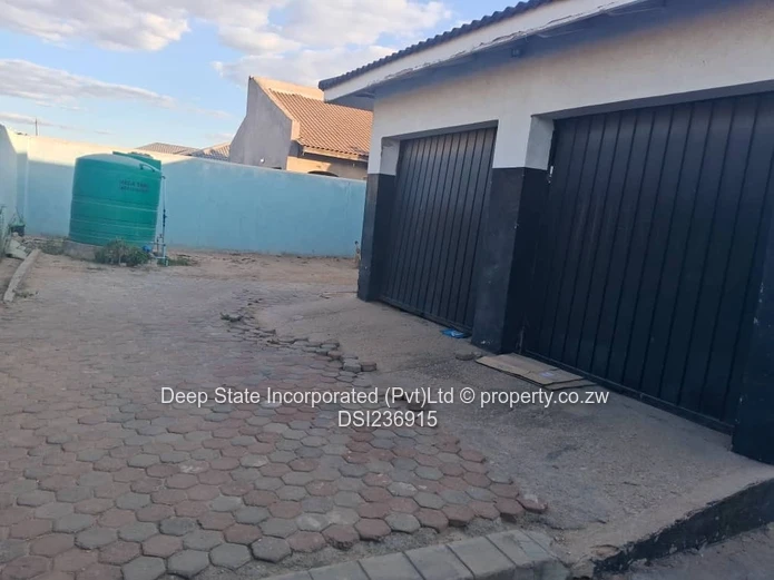 Waterfalls park town house for sale 