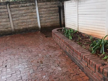 2 Bedroom Garden Flat