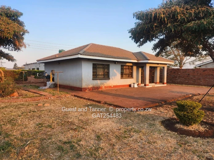 3 Bed Cottage For Sale In Mt Pleasant Heights     