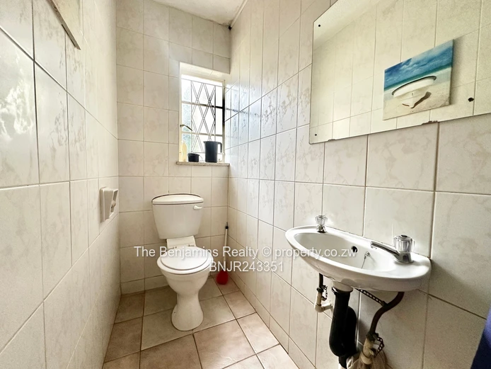 2 Beds 2 Baths Apartment To Let In Mt Pleasant