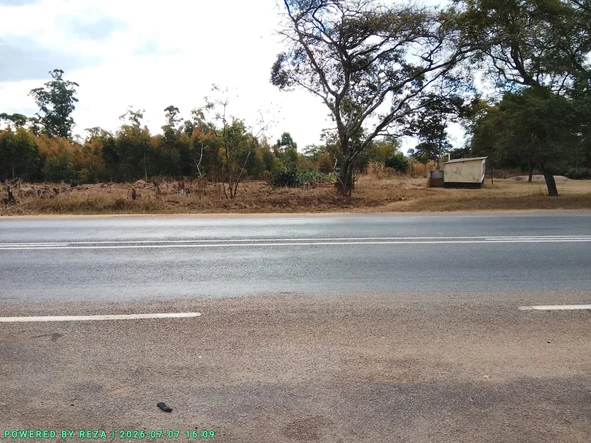 Commercial & Industrial Land