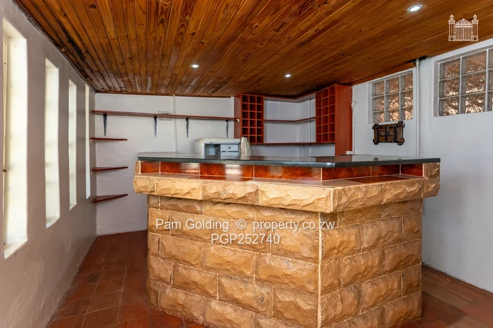 New On The Market; Strathaven 4402 Sqms