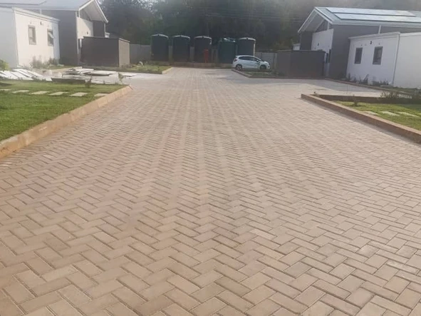 2 Bedroom Garden Flat